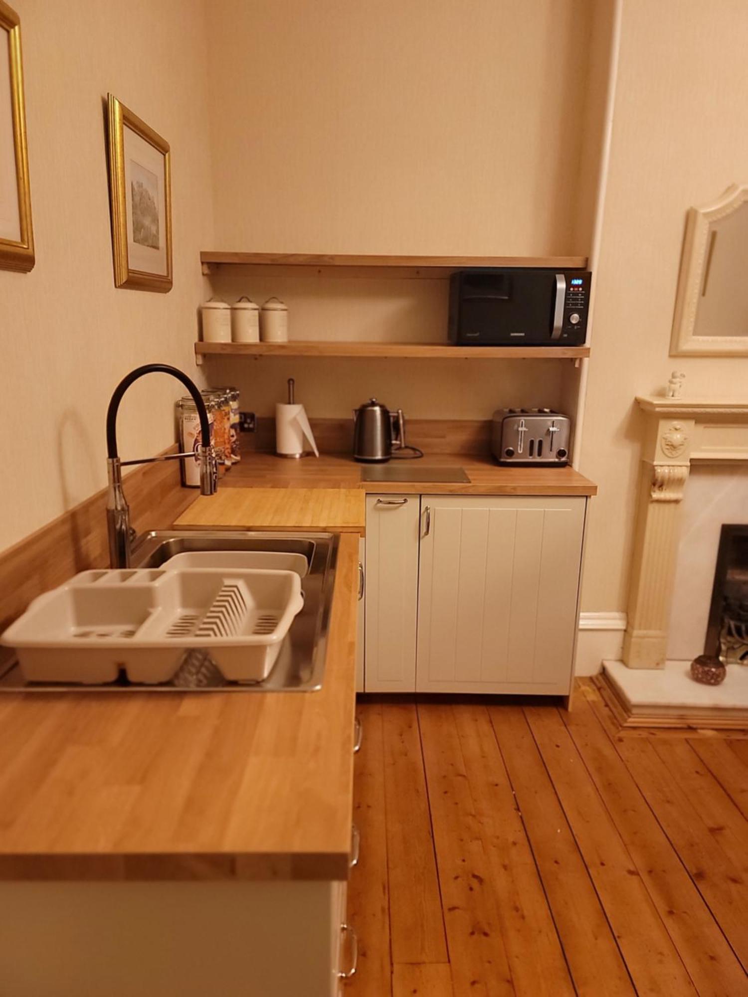 3 Bedroom Villa Attached To Host Home Free Parking Perth Zewnętrze zdjęcie