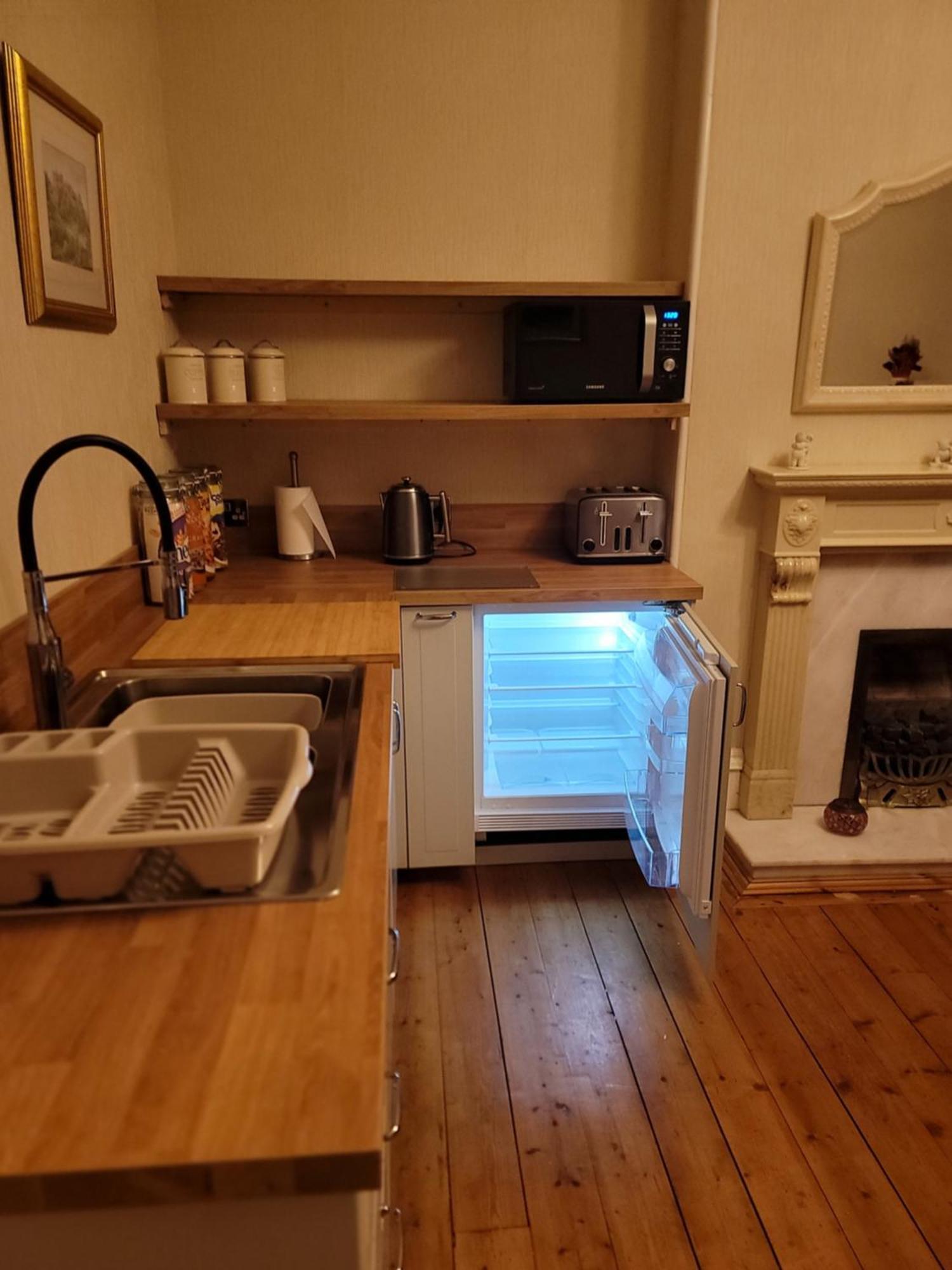 3 Bedroom Villa Attached To Host Home Free Parking Perth Zewnętrze zdjęcie